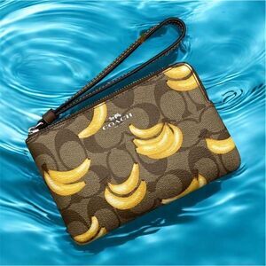 Coach Corner Zip Wristlet With Banana Print Bag Purse Wallet